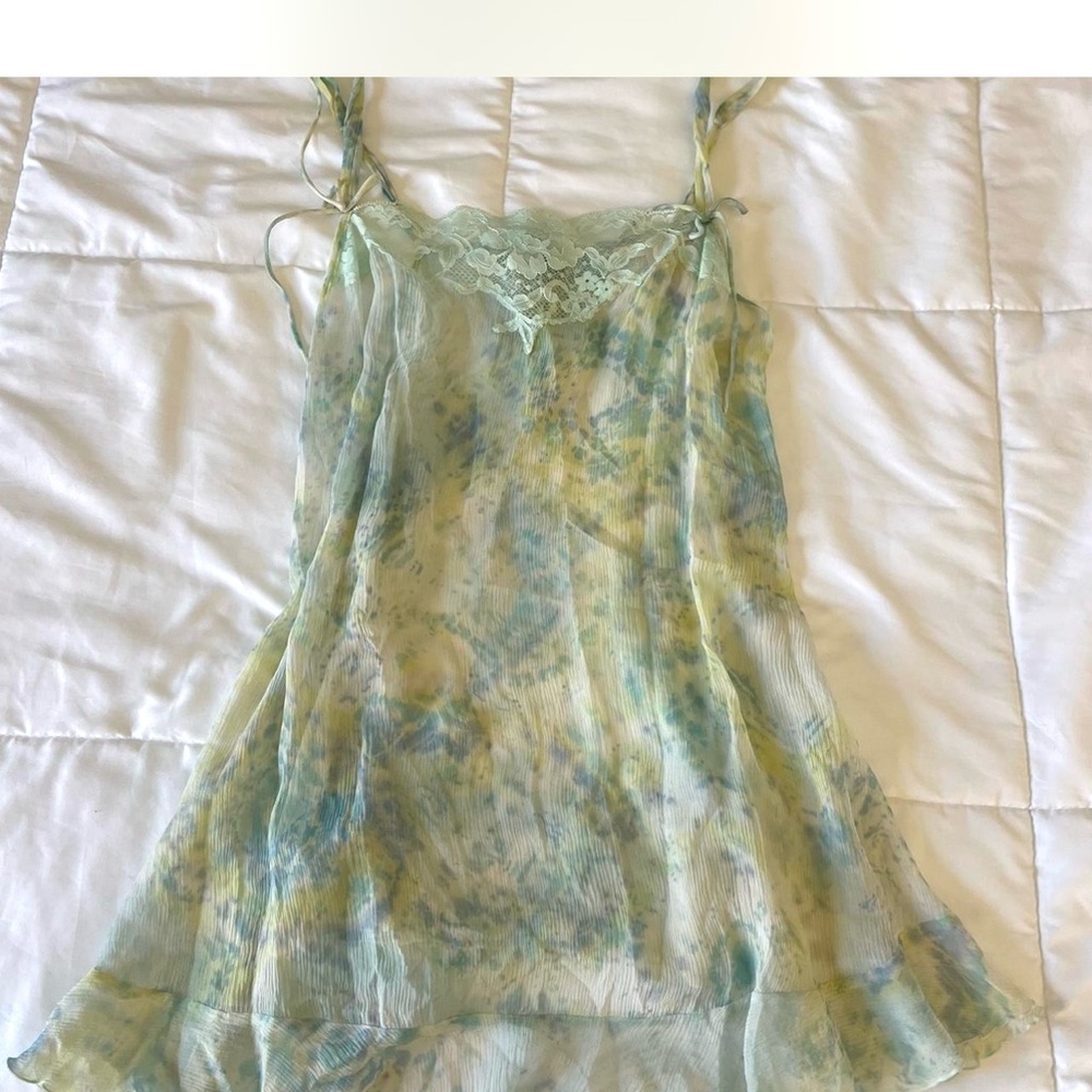 100% Silk Victoria’s Secret sheer Lacy slip - Watercolor pastel baby blue - L